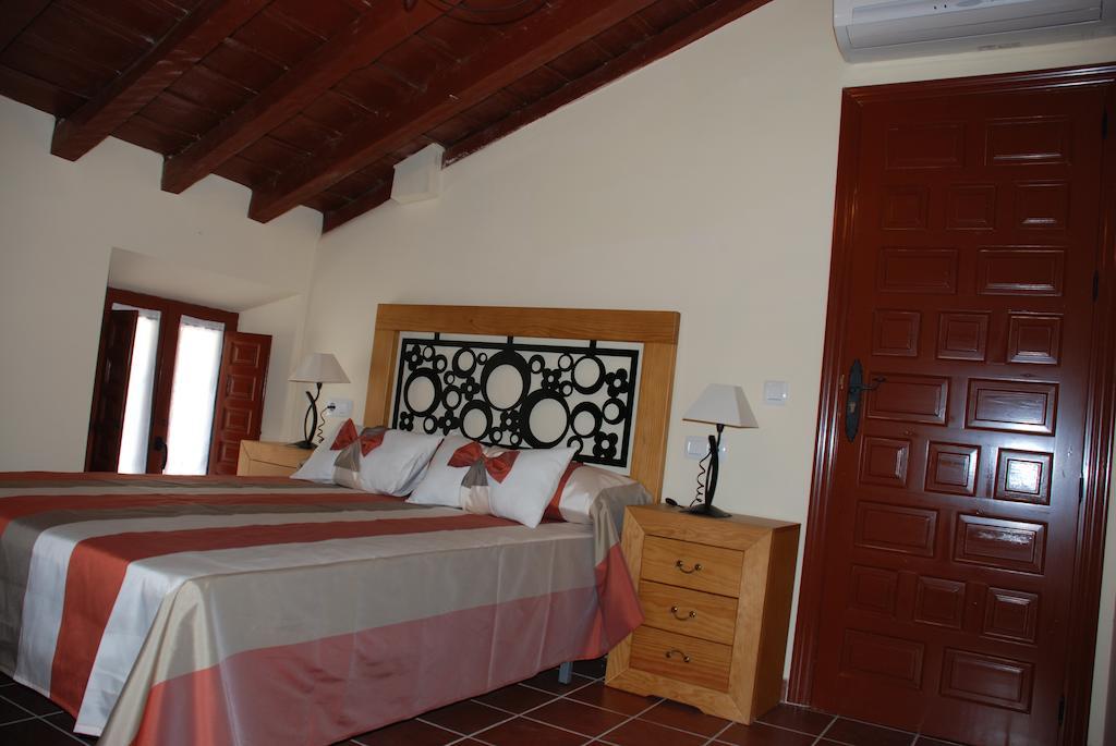 Hotel Rural Gran Maestre Cabeza del Buey Rum bild